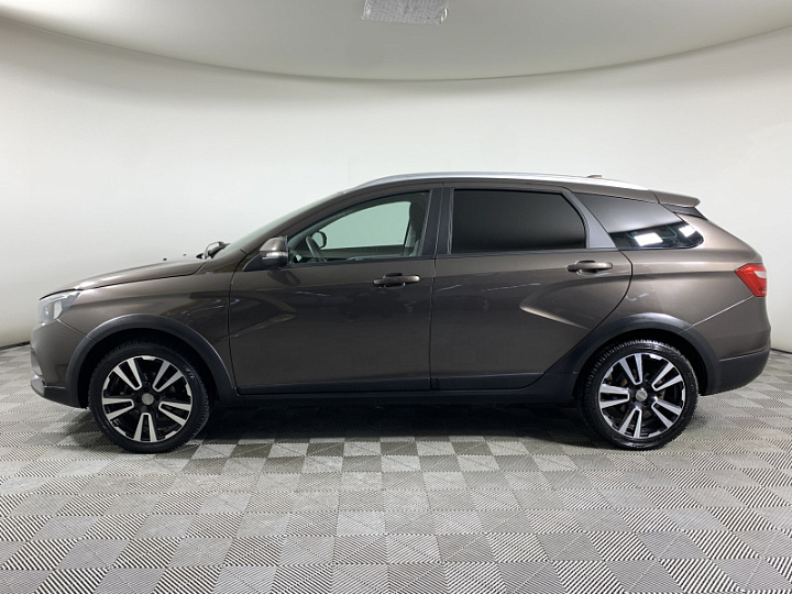 Lada Vesta 1.8, 2017 года, Робот, КОРИЧНЕВЫЙ