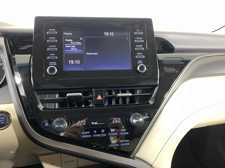 TOYOTA Camry 2.5, 2021 года, Автоматическая, БЕЛЫЙ