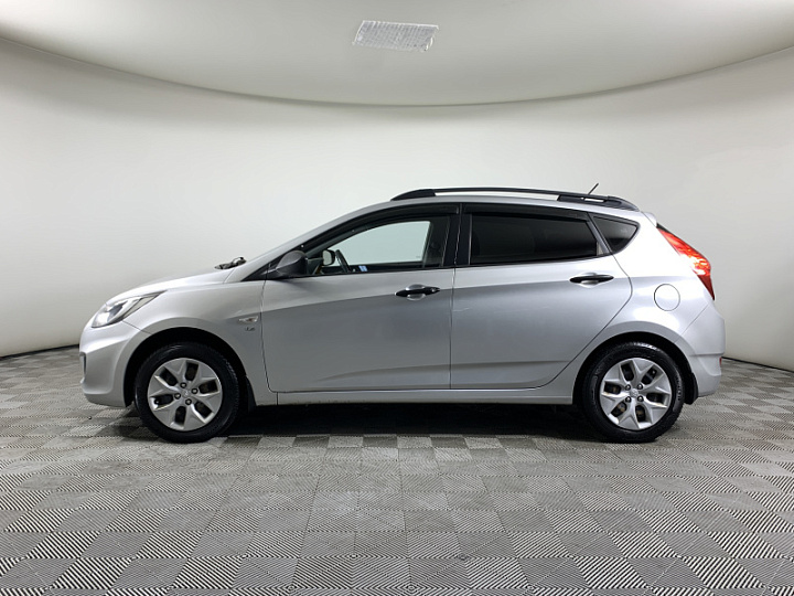 HYUNDAI Solaris 1.6, 2012 года, Автоматическая, Серебристый
