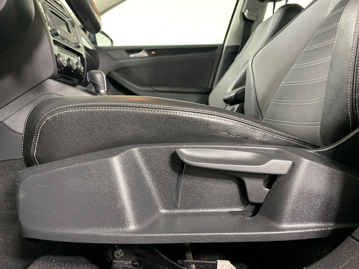 VOLKSWAGEN Jetta 1.6, 2015 года, Автоматическая, ТЕМНО-СЕРЫЙ
