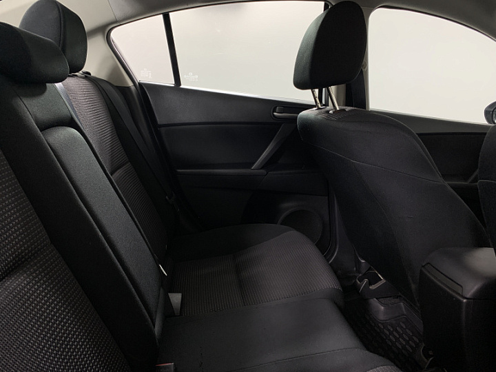 MAZDA 3 1.6, 2013 года, Автоматическая, БЕЛЫЙ