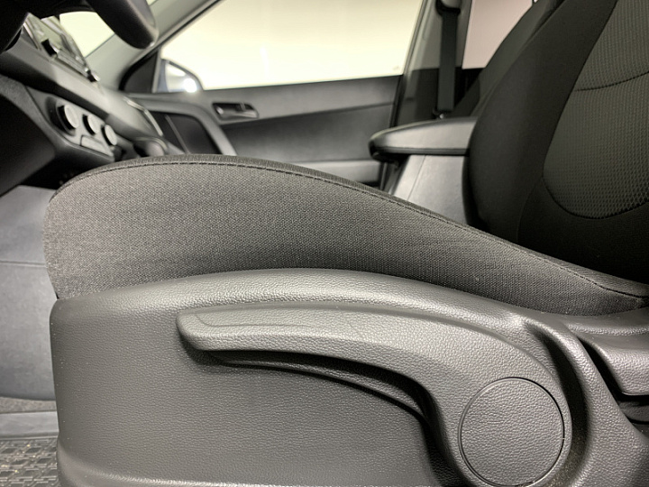 HYUNDAI Creta 1.6, 2019 года, Автоматическая, ЧЕРНЫЙ