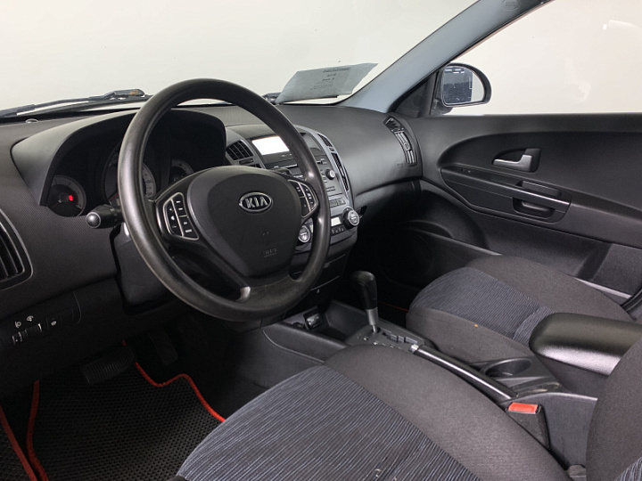 KIA Ceed 1.6, 2008 года, Автоматическая, БЕЖЕВЫЙ