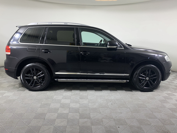 Volkswagen Touareg 3.2, 2006 года, Автоматическая, Черный