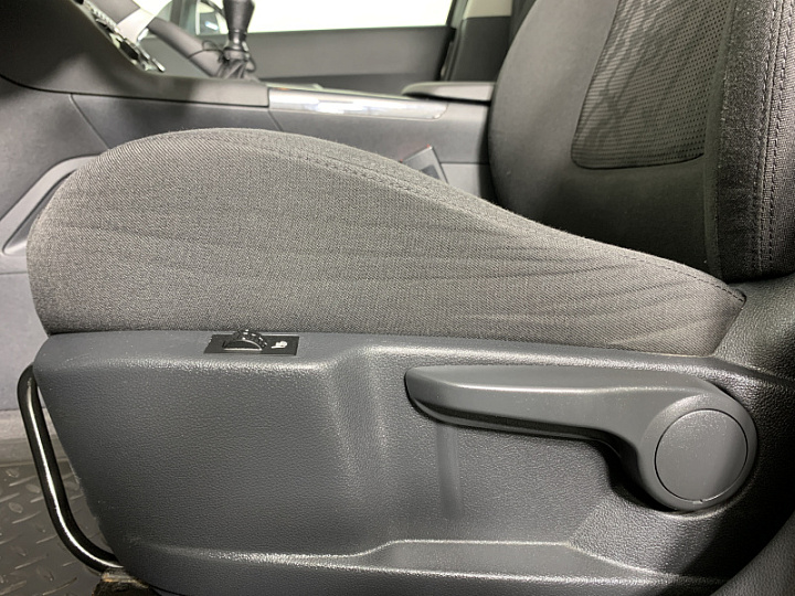 PEUGEOT 3008 1.6, 2012 года, Механика, ЧЕРНЫЙ
