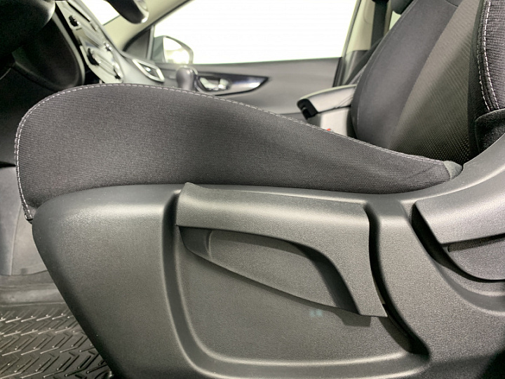 NISSAN Qashqai 2, 2015 года, Механика, ЧЕРНЫЙ