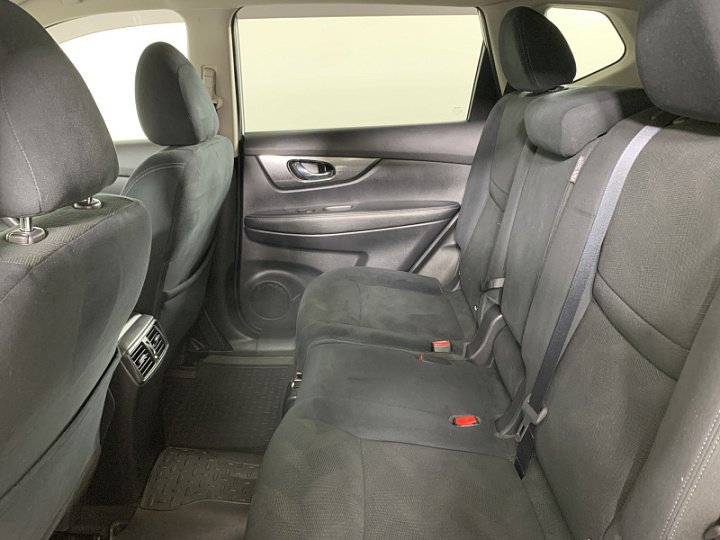 NISSAN X-Trail 1.6, 2017 года, Механика, БЕЛЫЙ