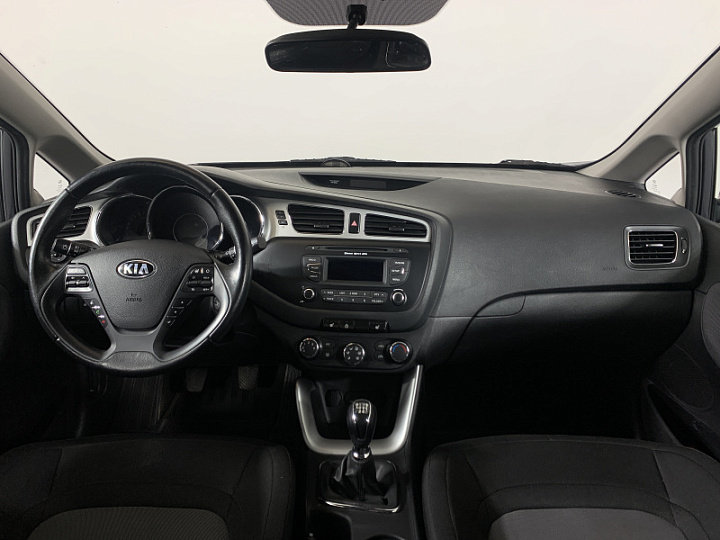 KIA Ceed 1.6, 2014 года, Механика, СЕРЫЙ