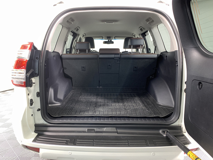 TOYOTA Land Cruiser Prado 4, 2015 года, Автоматическая, БЕЛЫЙ