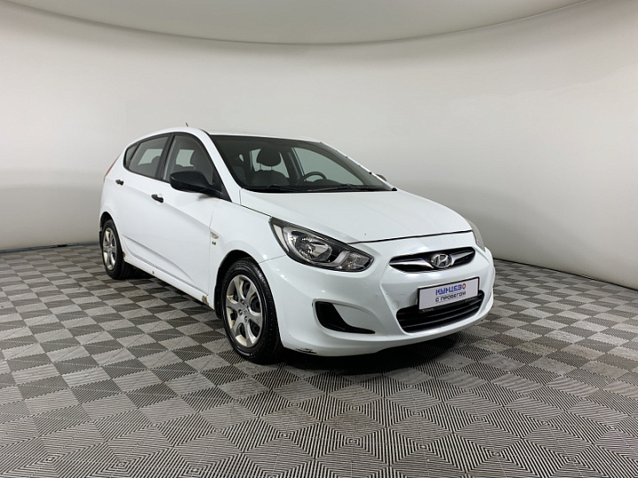 HYUNDAI Solaris 1.6, 2011 года, Механика, БЕЛЫЙ