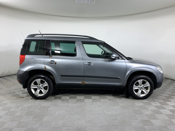 SKODA Yeti 1.2, 2012 года, Робот, СЕРЫЙ