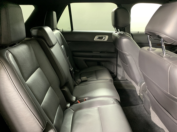 FORD Explorer 3.5, 2015 года, Автоматическая, ЧЕРНЫЙ