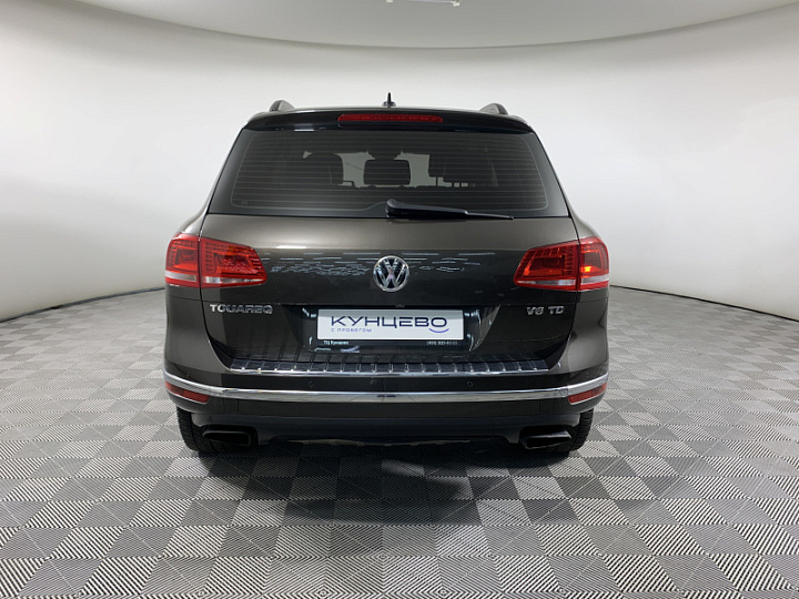 VOLKSWAGEN Touareg 3, 2015 года, Автоматическая, КОРИЧНЕВЫЙ