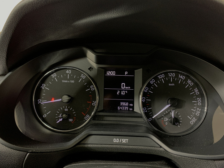 SKODA Octavia 1.6, 2014 года, Автоматическая, КОРИЧНЕВЫЙ