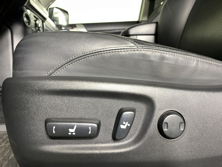 TOYOTA Land Cruiser Prado 2.8, 2017 года, Автоматическая, СЕРЫЙ