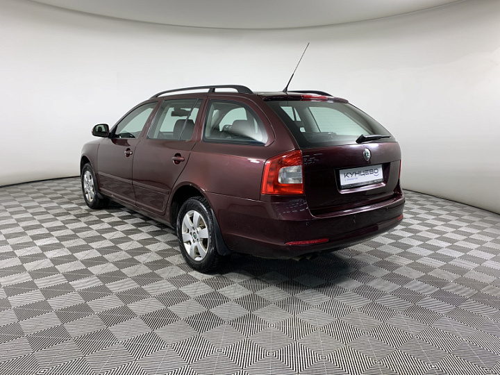 SKODA Octavia 1.8, 2010 года, Автоматическая, БОРДОВЫЙ