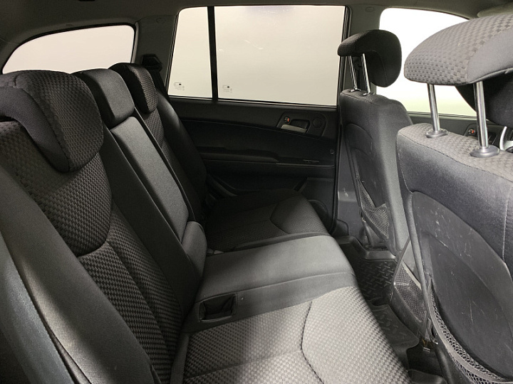 SsangYong Kyron 2, 2013 года, Механика, Черный