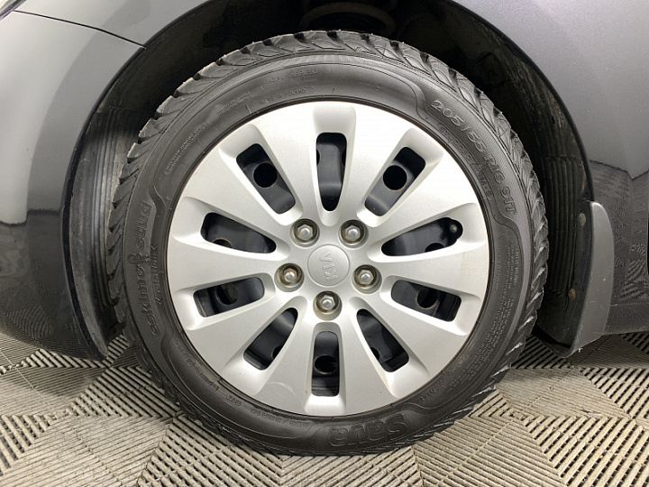 KIA Ceed 1.6, 2013 года, Механика, Черный перламутр