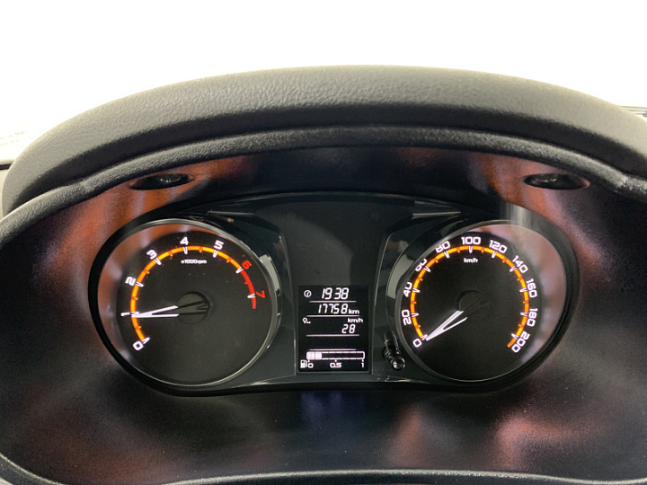 Lada Granta 1.6, 2023 года, Механика, БЕЛЫЙ