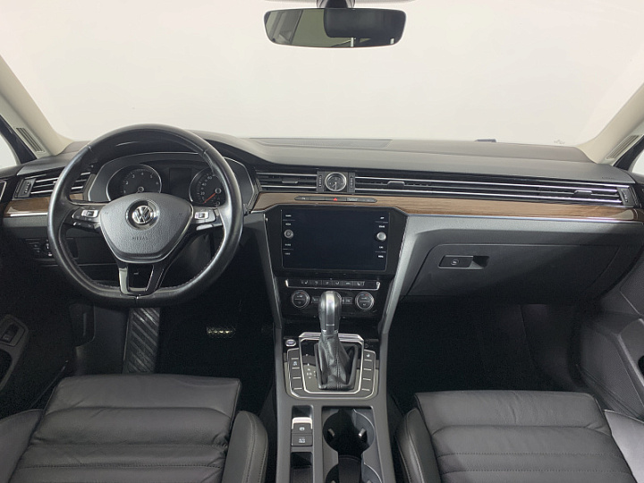VOLKSWAGEN Passat 1.8, 2018 года, Робот, Черно-Серый