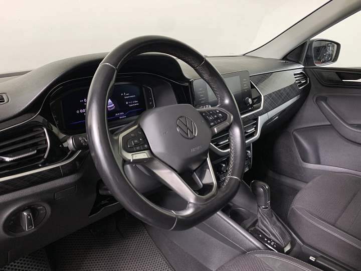 Volkswagen Polo 1.6, 2021 года, Автоматическая, Серый