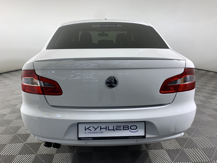 SKODA Superb 1.8, 2012 года, Автоматическая, БЕЛЫЙ