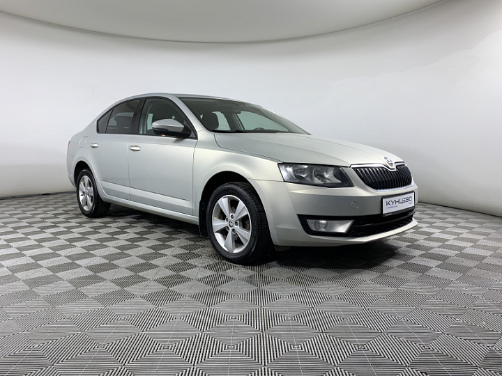 SKODA Octavia 1.2, 2014 года, Автоматическая, Серебристо-желтый