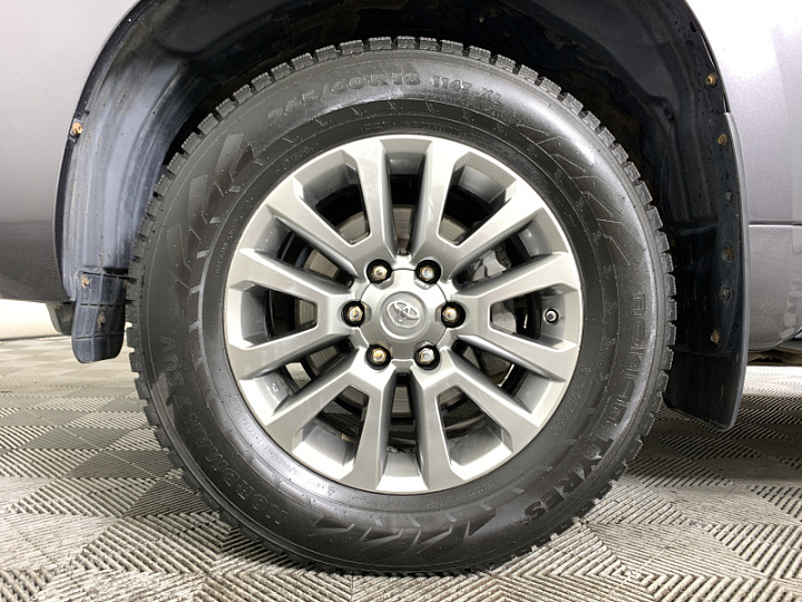 TOYOTA Land Cruiser Prado 2.8, 2017 года, Автоматическая, СЕРЫЙ