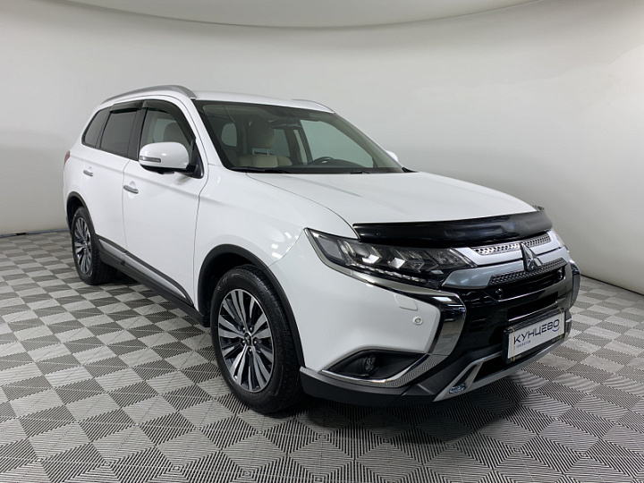 MITSUBISHI Outlander 2.4, 2020 года, Вариатор, БЕЛЫЙ