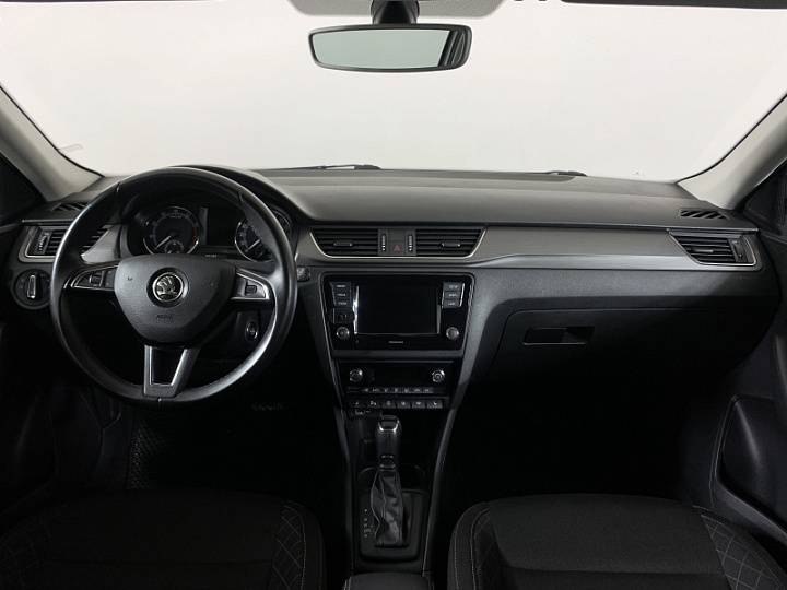 SKODA Rapid 1.4, 2019 года, Робот, Серебристый