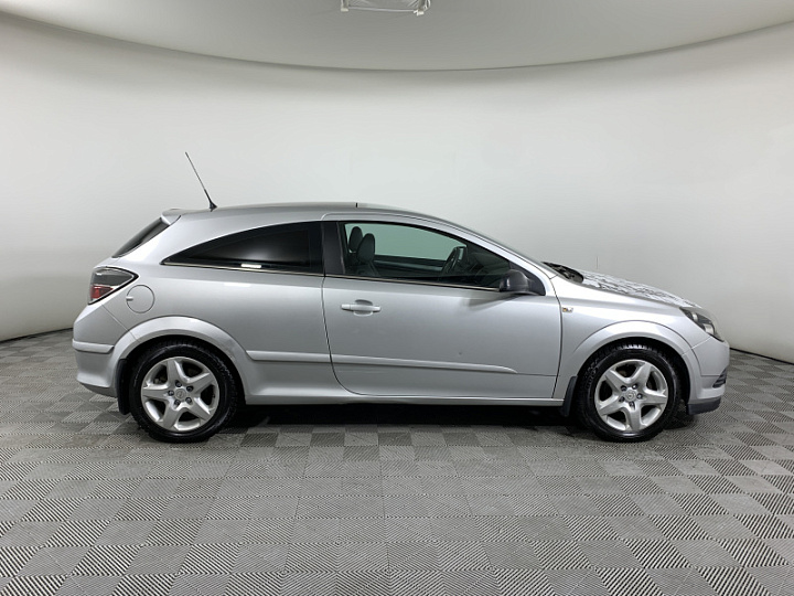 OPEL Astra 1.6, 2010 года, Механика, Серебристый