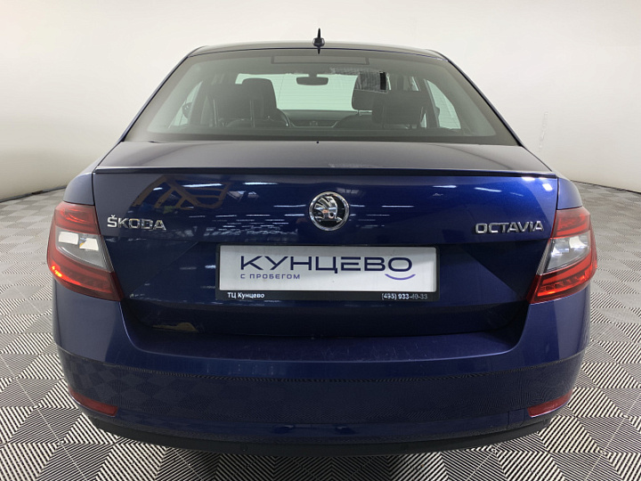 Skoda Octavia 1.8, 2017 года, Робот, ТЕМНО-СИНИЙ
