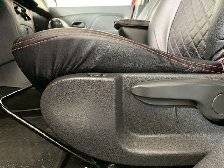 RENAULT Logan 1.6, 2019 года, Вариатор, КРАСНЫЙ