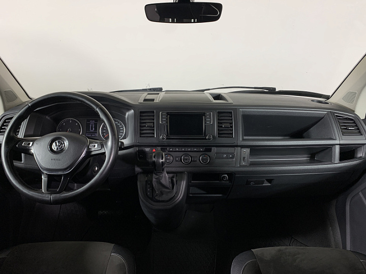VOLKSWAGEN Caravelle 2, 2018 года, Робот, ЧЕРНЫЙ