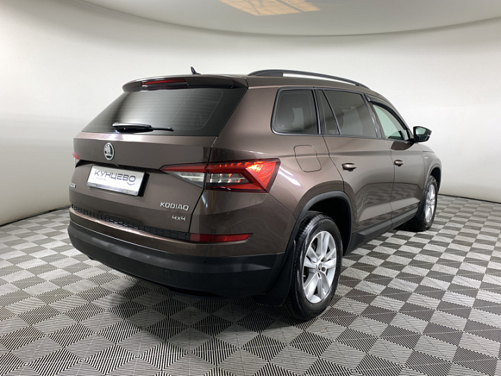 SKODA Kodiaq 2, 2018 года, Робот, КОРИЧНЕВЫЙ