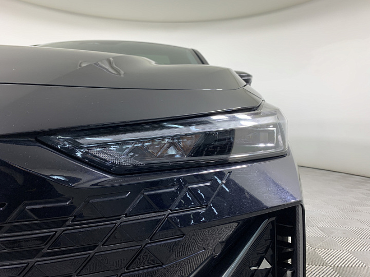 CHANGAN UNI-V 1.5, 2023 года, Робот, ЧЕРНЫЙ