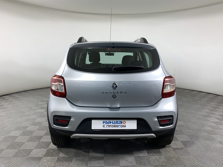 RENAULT Sandero Stepway 1.6, 2022 года, Механика, СЕРЫЙ