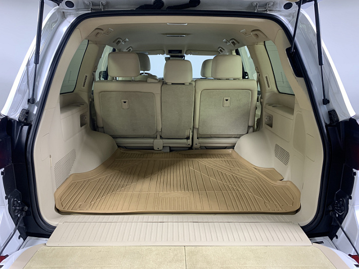 LEXUS LX 450d 4.5, 2019 года, Автоматическая, БЕЛЫЙ