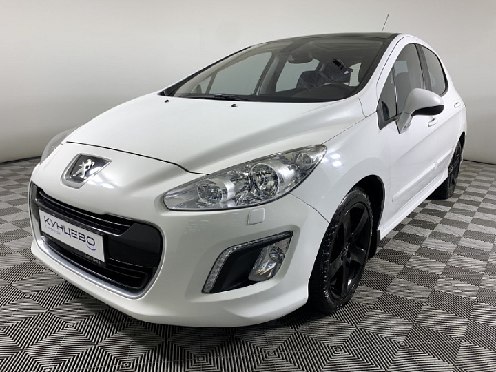 Peugeot 308 1.6, 2011 года, Автоматическая, Белый