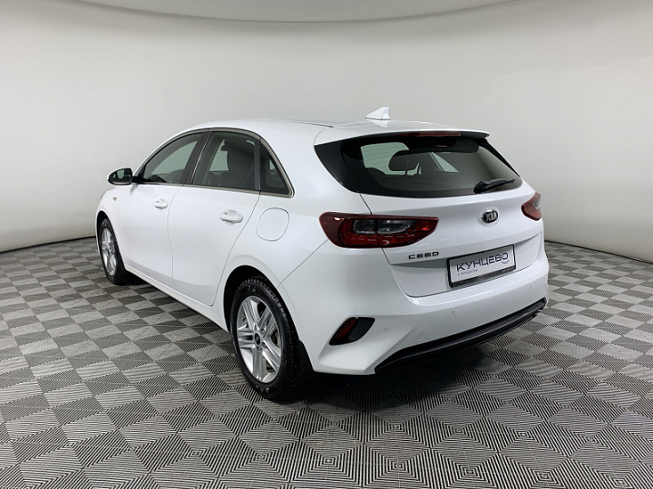 KIA Ceed 1.6, 2019 года, Автоматическая, БЕЛЫЙ