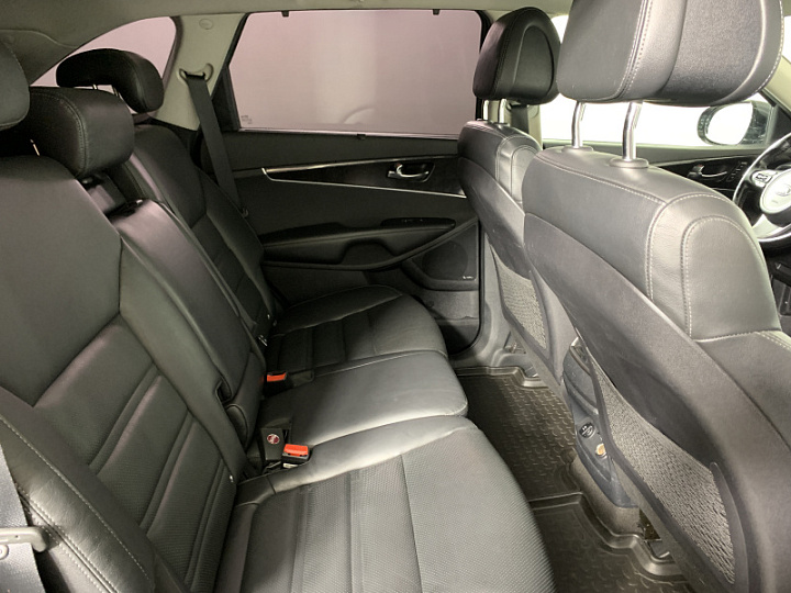 KIA Sorento 2.2, 2015 года, Автоматическая, СЕРЫЙ