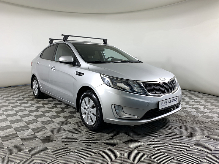 KIA Rio 1.6, 2013 года, Механика, Серебристый