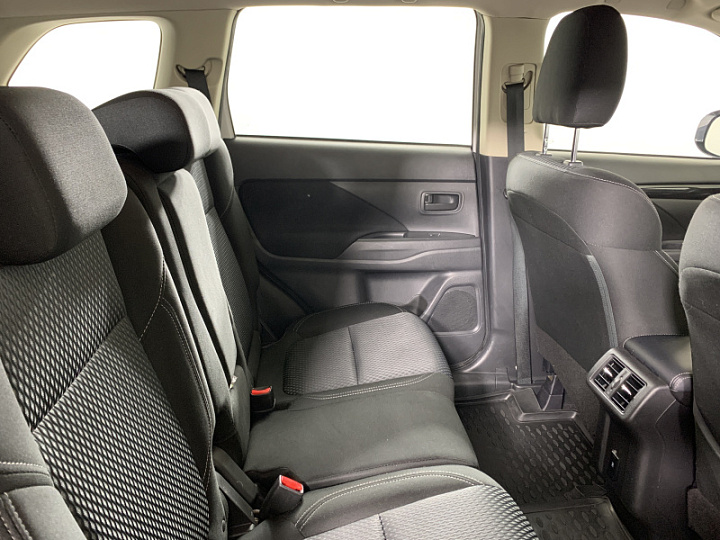 MITSUBISHI Outlander 2, 2021 года, Вариатор, БЕЛЫЙ