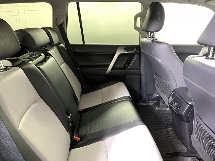 TOYOTA Land Cruiser Prado 4, 2013 года, Автоматическая, ЧЕРНЫЙ