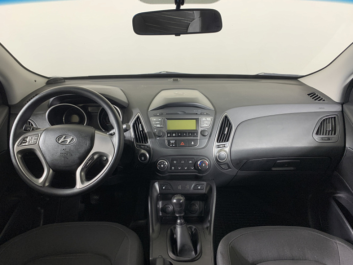 HYUNDAI ix35 2, 2014 года, Механика, СЕРЫЙ