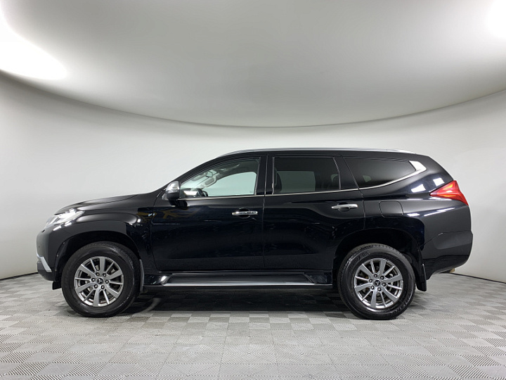MITSUBISHI Pajero Sport 2.4, 2018 года, Автоматическая, ЧЕРНЫЙ