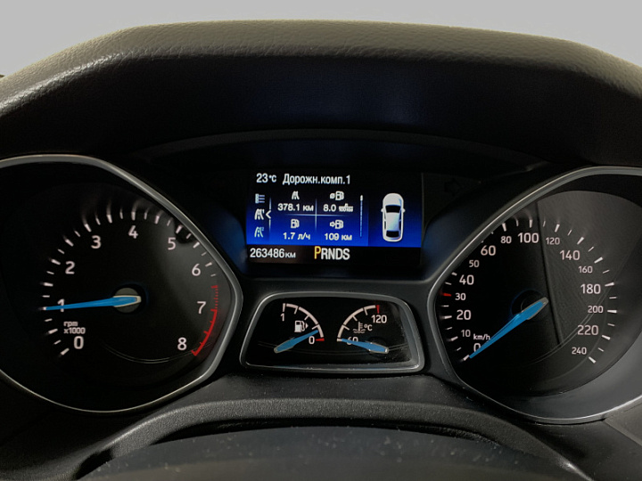 Ford Focus 1.5, 2018 года, Автоматическая, Белый