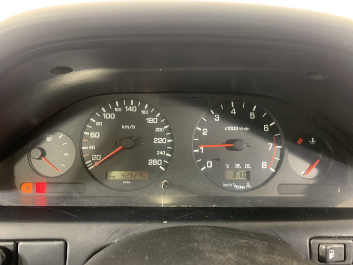NISSAN Maxima 2, 1999 года, Механика, ЗЕЛЕНЫЙ