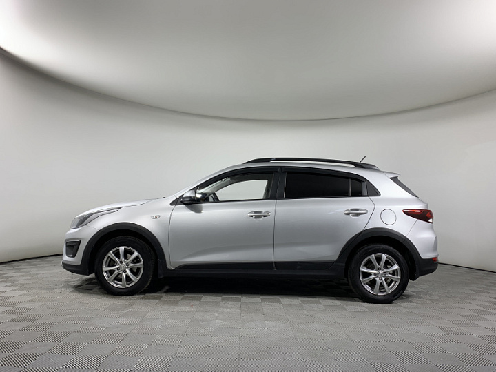 KIA Rio X-Line 1.6, 2018 года, Механика, Серебристый