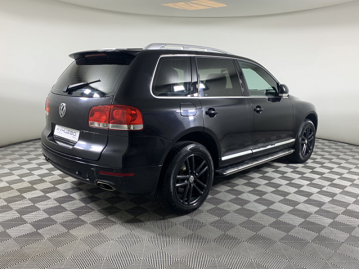 Volkswagen Touareg 3.2, 2006 года, Автоматическая, Черный
